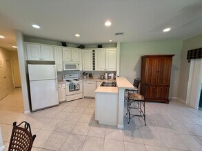 8348 Mulligan Cir in Port St. Lucie, FL - Building Photo - Building Photo
