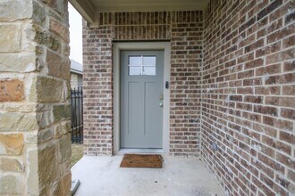 209 Yoakum St in Leander, TX - Building Photo - Building Photo