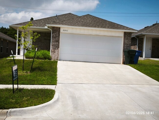 property at 2901 Caretta Ct