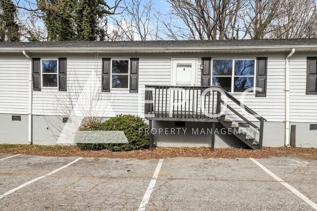 634 S Elm St in High Point, NC - Building Photo - Building Photo