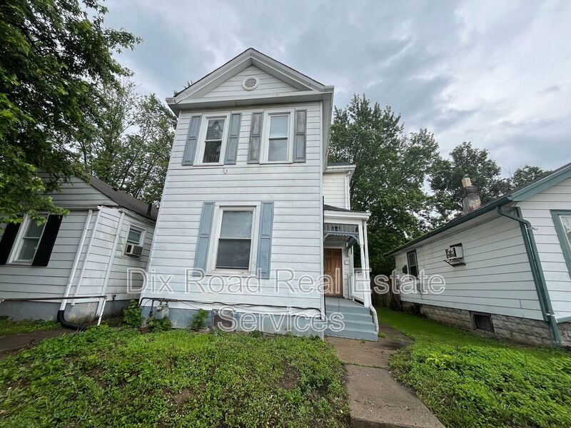 976 Shuler Ave in Hamilton, OH - Building Photo