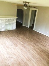 5930 Warrior River Rd in Bessemer, AL - Foto de edificio - Building Photo