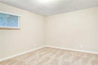 2318 Ousley Ct photo'
