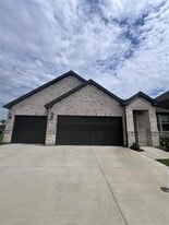 4005 Turpin Dr in McKinney, TX - Building Photo