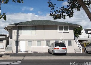 701 Pensacola St in Honolulu, HI - Building Photo - Building Photo