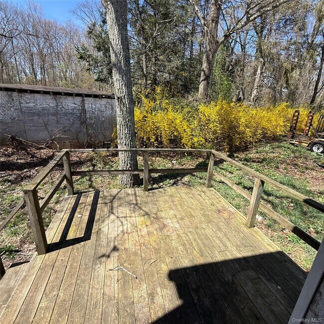 31 Firwood Rd S in Wurtsboro, NY - Building Photo - Building Photo