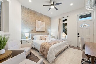 1543 N Claremont Ave-Unit -ID1244945P in Chicago, IL - Building Photo - Building Photo