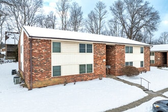 Woodside Park Apartments - Income Based in Frankfort, KY - Foto de edificio - Building Photo