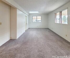 1654 Owawa St in Honolulu, HI - Building Photo - Building Photo