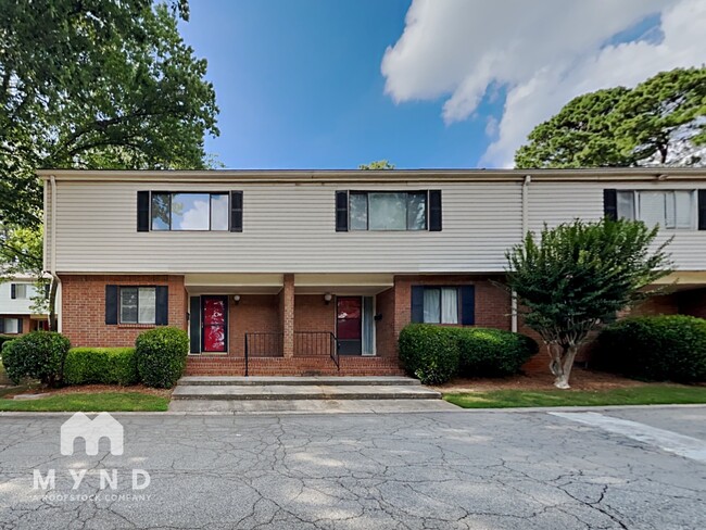 property at 3312 Northcrest Rd