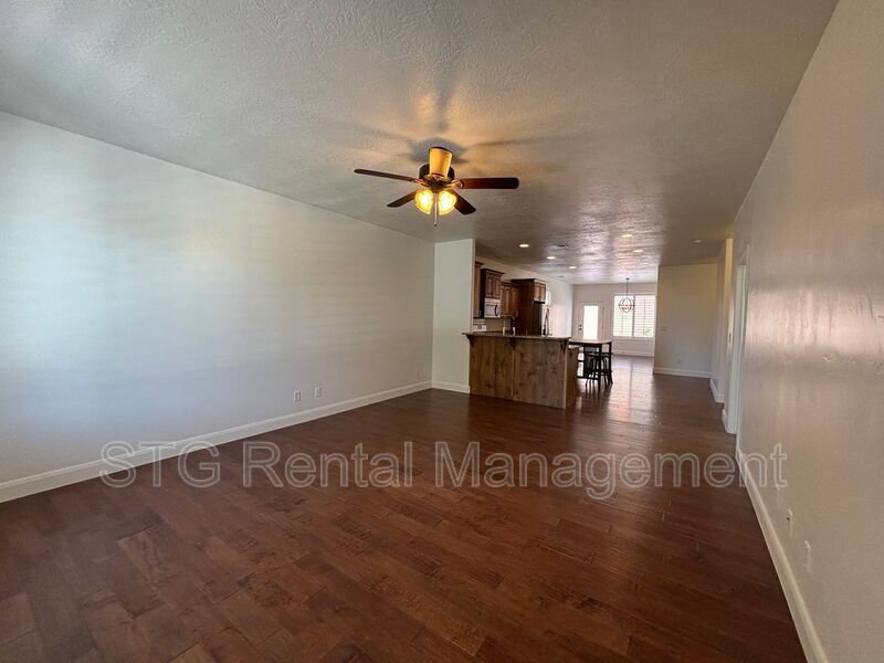 750 W 350 N in Hurricane, UT - Building Photo