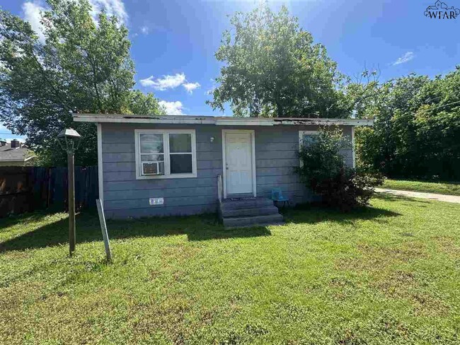 property at 2305 Garfield St