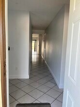 1296 White Pine Dr in Wellington, FL - Building Photo - Building Photo