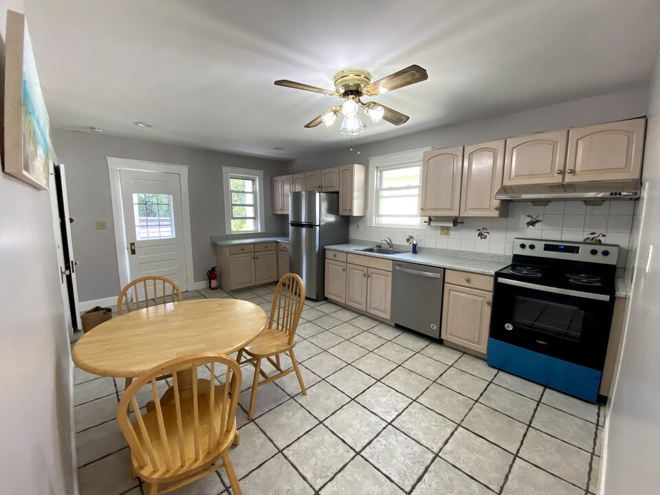 53 Elmira St in Boston, MA - Building Photo