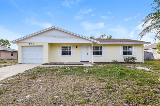 542 Salerno Dr