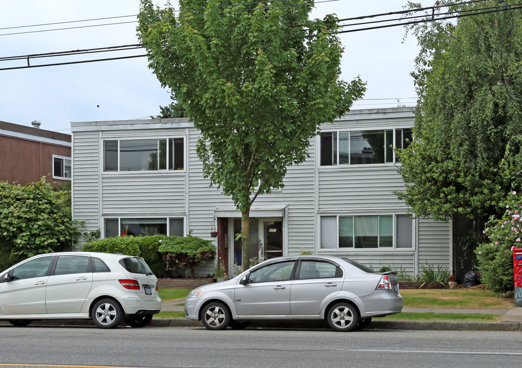 4967 Main St in Vancouver, BC - Building Photo