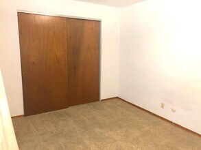 311 N Main St in Caseyville, IL - Building Photo - Building Photo