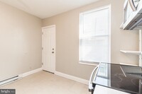 1837 E Harold St photo'