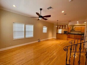 3015 W Bay View Ave in Tampa, FL - Building Photo - Building Photo