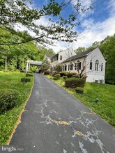 7808 Hill House Ct in Fairfax Station, VA - Building Photo - Building Photo