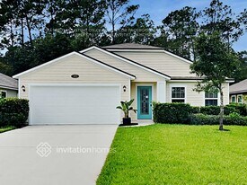 375 Samara Lakes Pkwy in St. Augustine, FL - Building Photo