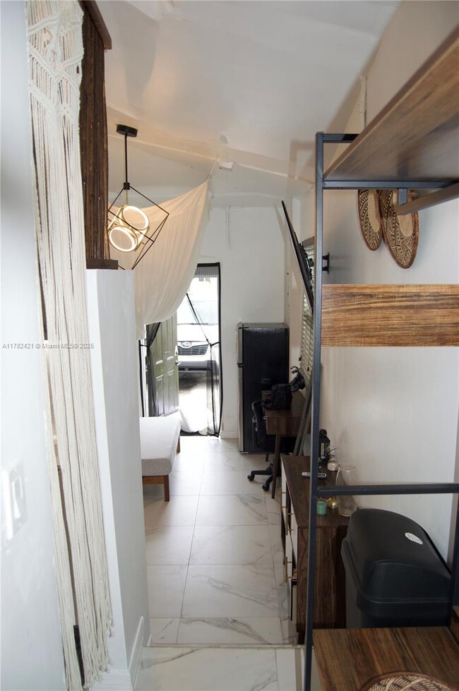 515 NW 88th St in El Portal, FL - Building Photo - Building Photo