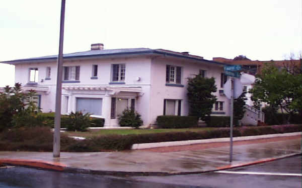 2504-2506 Albatross St in San Diego, CA - Building Photo - Building Photo