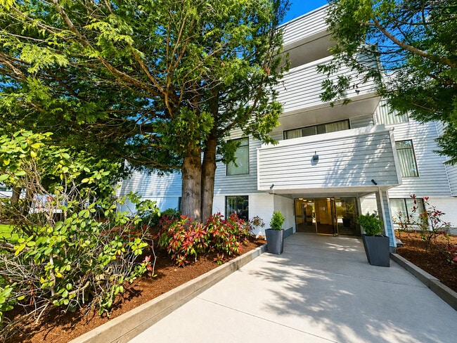Skyline Apartments