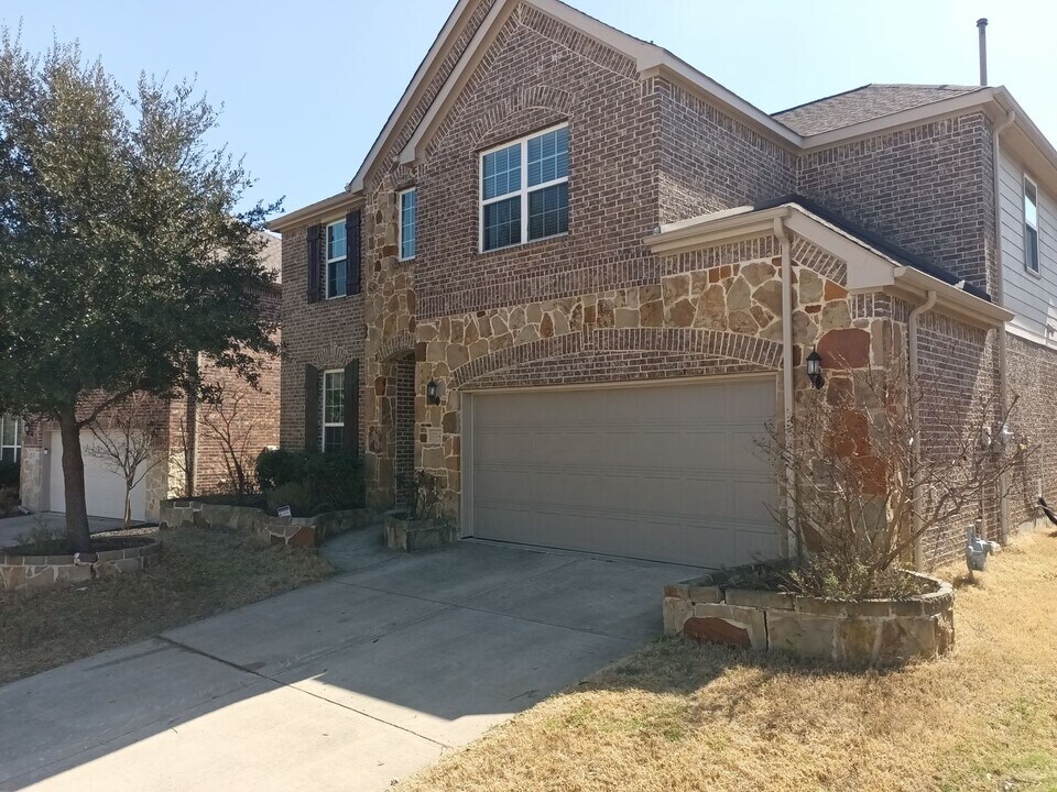 1704 Freedom Dr in McKinney, TX - Building Photo