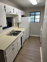 2077 Hanover Ct in Tallahassee, FL - Building Photo - Building Photo