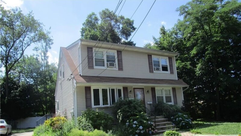 80 Campbell Ave in Edison, NJ - Foto de edificio
