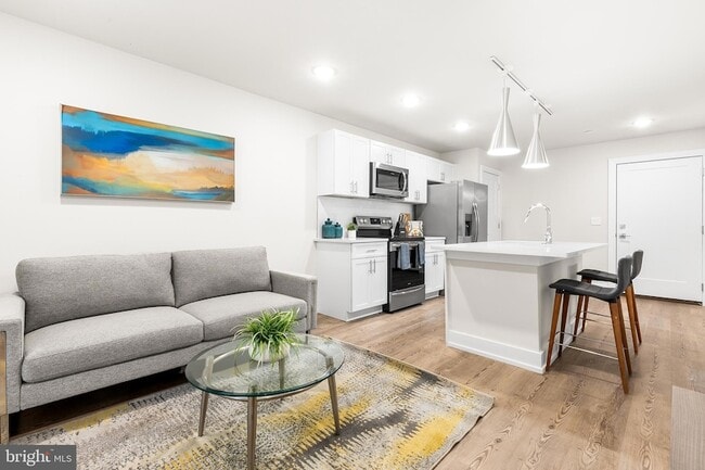 property at 214 Vine St