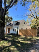 2223 30th Ave S in Nashville, TN - Foto de edificio - Building Photo