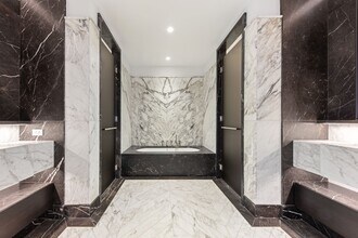 500 W 18th St in New York, NY - Building Photo - Building Photo