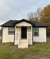 4236 State Hwy 64 in Henderson, TX - Building Photo