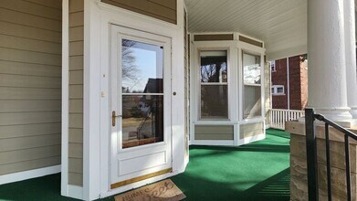 4906 Cass St in Omaha, NE - Building Photo - Building Photo