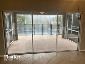 2725 NE 20th Pl, Unit 5S in Cape Coral, FL - Foto de edificio - Building Photo