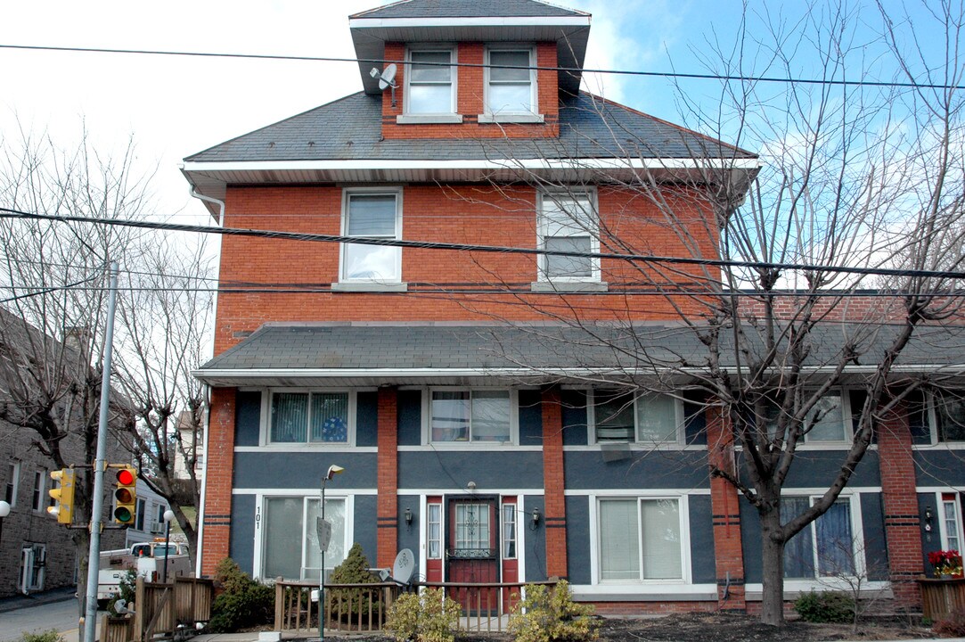 West Brandywine Apartments in West Grove, PA - Foto de edificio