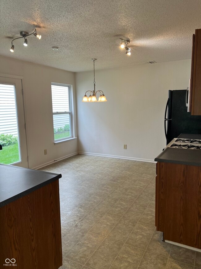 12142 Lindley Dr in Noblesville, IN - Building Photo - Building Photo