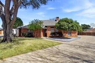 1414 Sandpiper Ct in Grapevine, TX - Building Photo