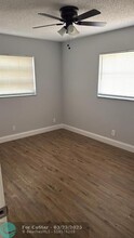 1025 S L St in Lake Worth Beach, FL - Building Photo - Building Photo