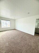 8522 W Beckville Dr in Magna, UT - Building Photo - Building Photo