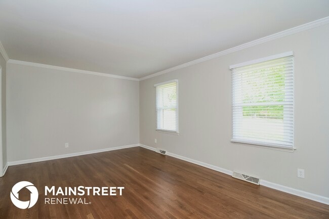 999 Nottingham Rd in High Point, NC - Building Photo - Building Photo