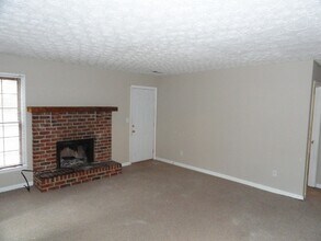 2870 Lakemont Dr SW in Marietta, GA - Building Photo - Building Photo