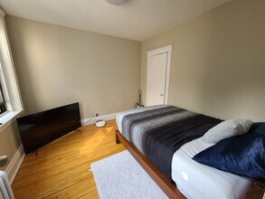 7 Lothian Rd, Unit 11 in Boston, MA - Foto de edificio - Building Photo