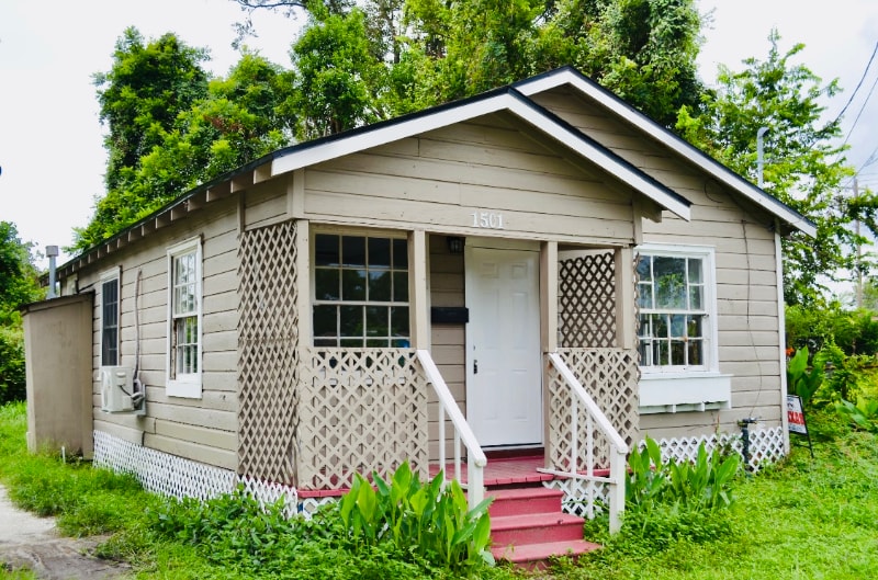 1501 Nashby St in La Marque, TX - Foto de edificio