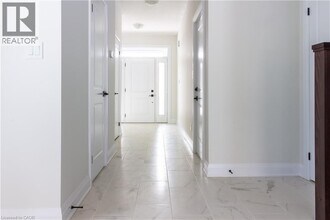 6 Dominique St in Kitchener, ON - Building Photo - Building Photo