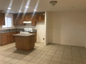 620 Central Ave in Wasco, CA - Building Photo - Building Photo