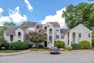 6020 Winterpointe Ln in Raleigh, NC - Building Photo - Building Photo