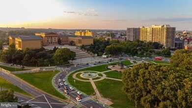 2401 Pennsylvania Ave in Philadelphia, PA - Foto de edificio - Building Photo